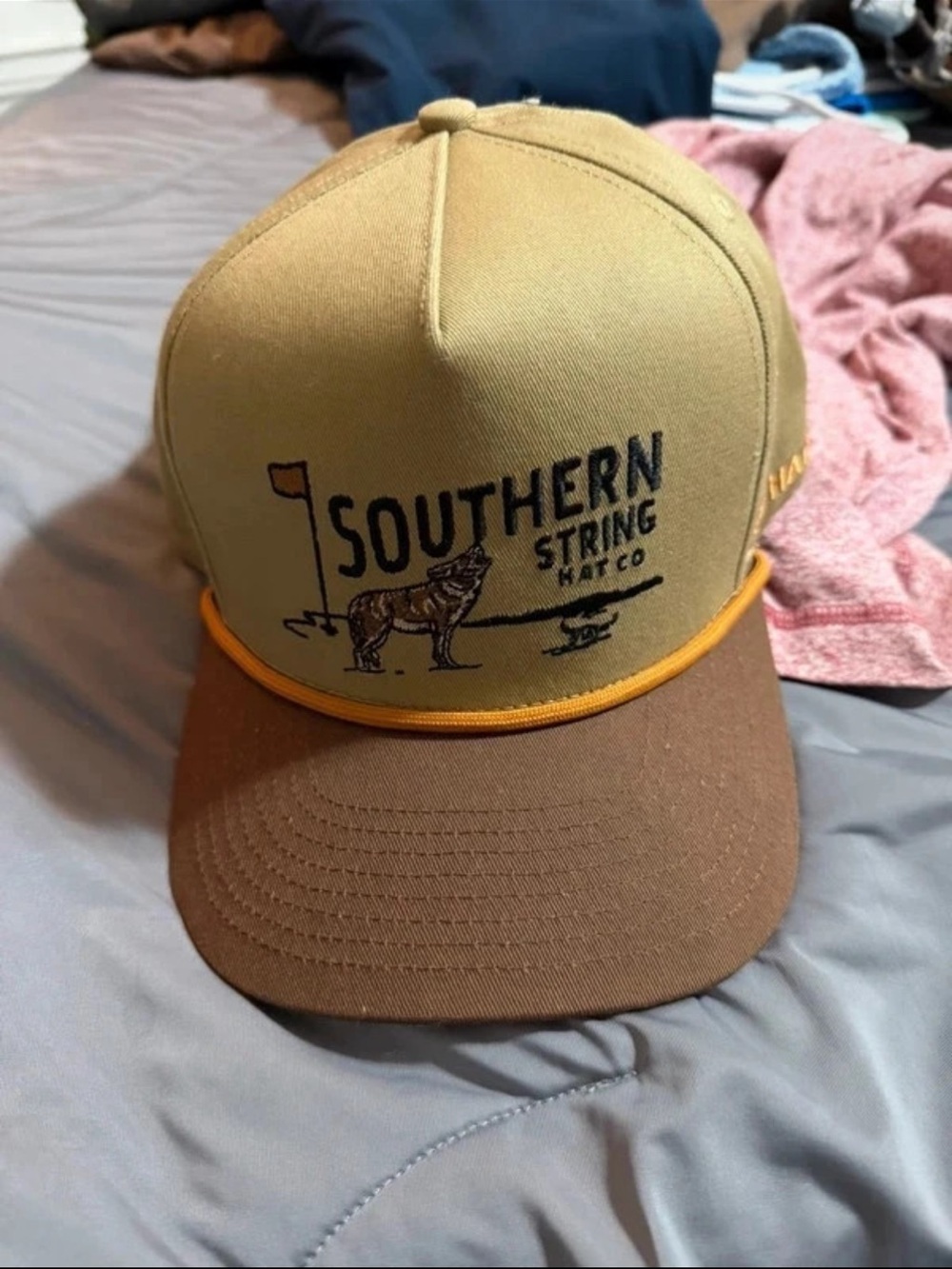 Southern String Men’s Tan and Brown hat